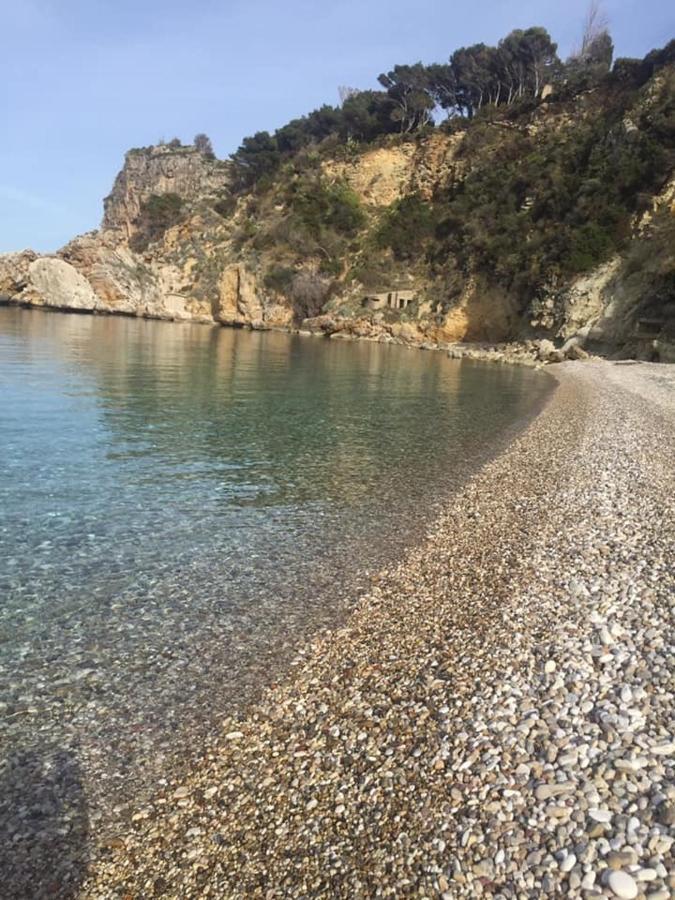 Отель Cala Rossa Кастелламмаре-дель-Голфо Экстерьер фото